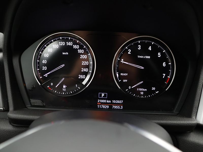 BMW Řada 2 1,5 Gran Tourer 218i Aut. DPH - fotka 14 z 32