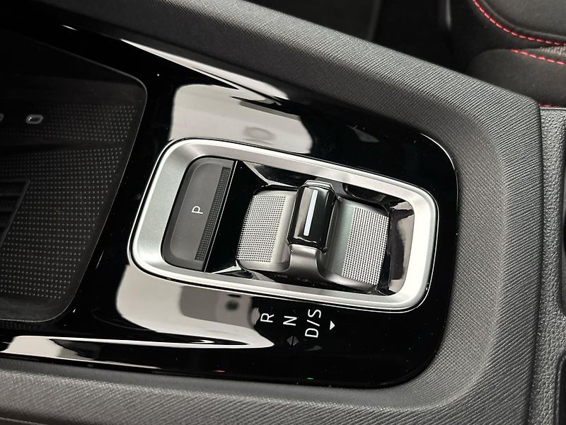 Škoda Octavia RS DSG - fotka 20 z 29