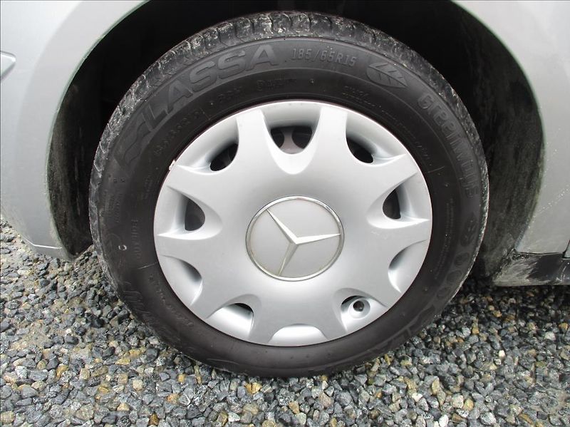Mercedes-Benz Třídy A 2,0 160 CDI, klima, servis, - fotka 30 z 45