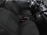Volkswagen Touran (2016) Highline 2.0 TDI, Serv.kniha - náhled 9