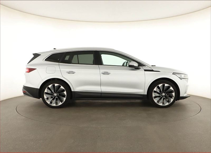 Škoda Enyaq (2021) 60 (62 kWh), SoH 93% - fotka 6 z 22