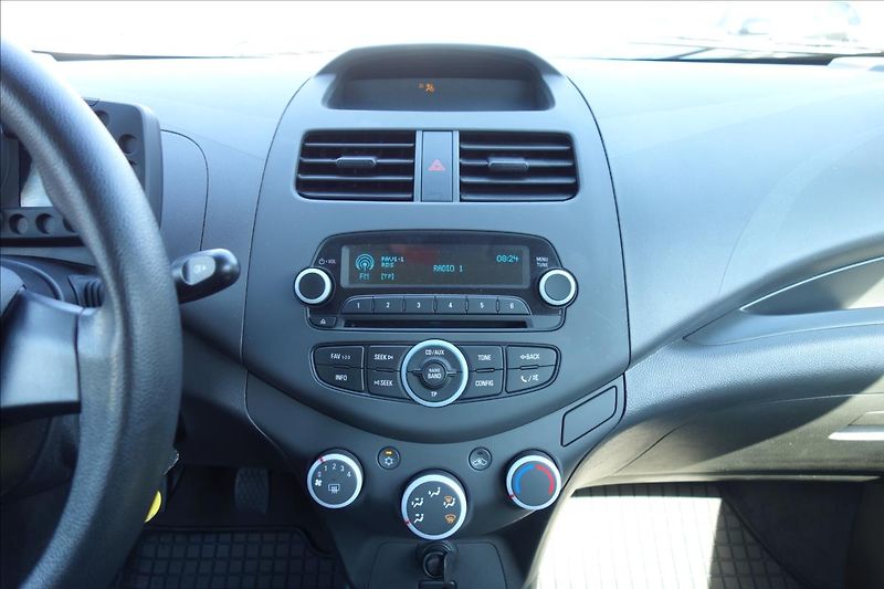 Chevrolet Spark 1,0 i, ČR, KLIMA, 29TIS.KM. - fotka 19 z 33