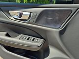 Volvo S60 2,0 B5 AWD Ultimate Dark - náhled 12