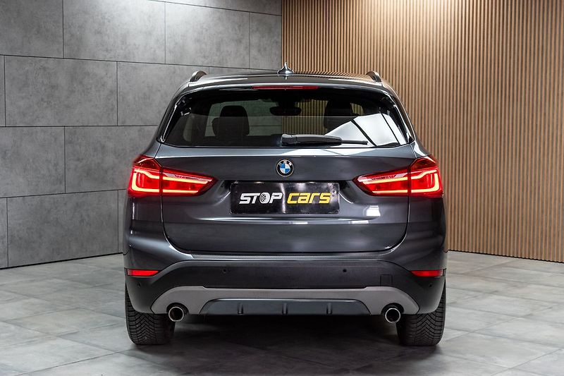 BMW X1 xDrive20d Sport Line*HEAD-UP* - fotka 5 z 42