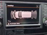 Volkswagen Touran (2016) 1.6TDi, Navi, AC - náhled 17