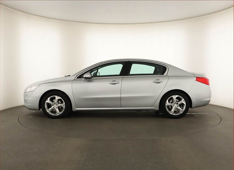 Peugeot 508 (2011) 2.0 HDi, ČR,1.maj, Xenony - fotka 3 z 16