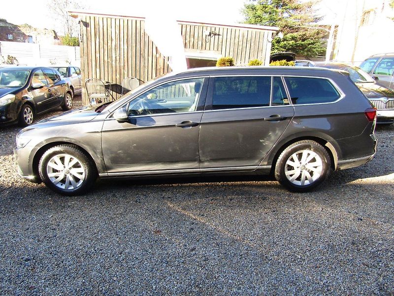 Volkswagen Passat (2022) 2.0 TDI DSG 147kW  MATRIX - fotka 3 z 41