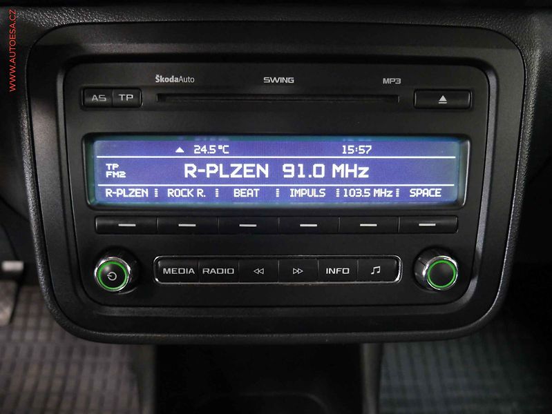 Škoda Roomster (2011) 1.4i, AC, TZ, park.čidla - fotka 13 z 14