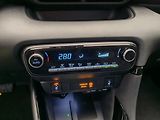 Toyota Yaris 1.5 Hybrid e-CVT Style - náhled 25