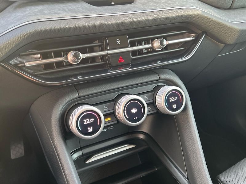 Škoda Kodiaq 2,0 TDi 142kW 7DSG 4x4 EXCLUSI - fotka 18 z 30