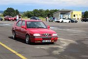 Nultý ročník srazu vozů Alfa Romeo v Jihočeském kraji se uskutečnil v sobotu 29. července na letišti v Jindřichově Hradci.