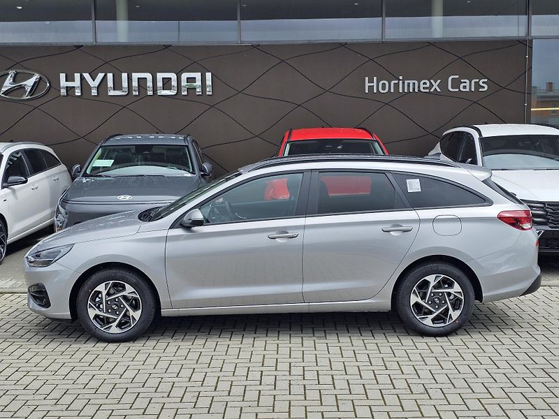 Hyundai i30 (2026) WG 1,0 T-GDI MT STYLE  - fotka 3 z 14