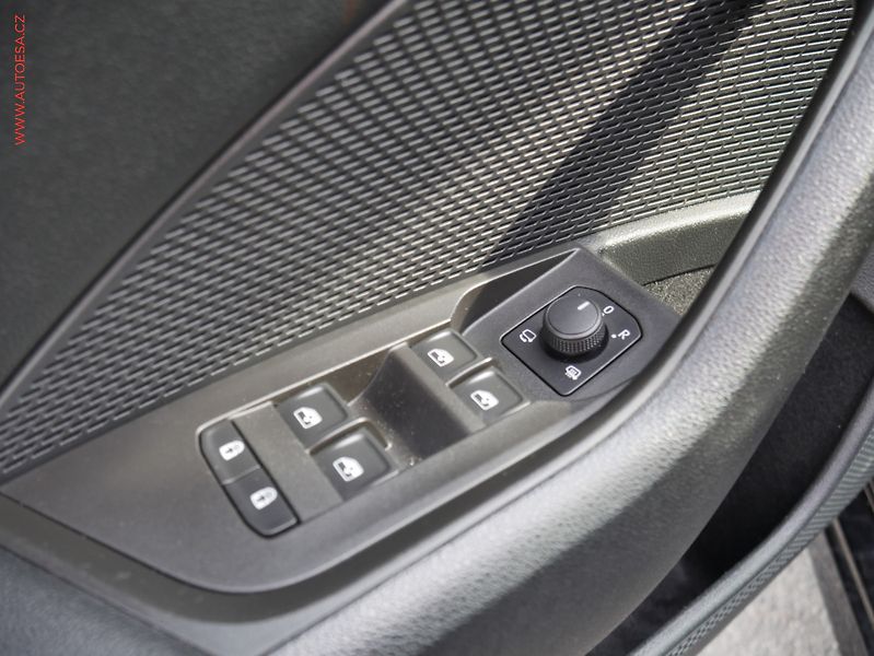 Škoda Octavia (2020) 2.0 TDi, Style, DSG, LED - fotka 21 z 29