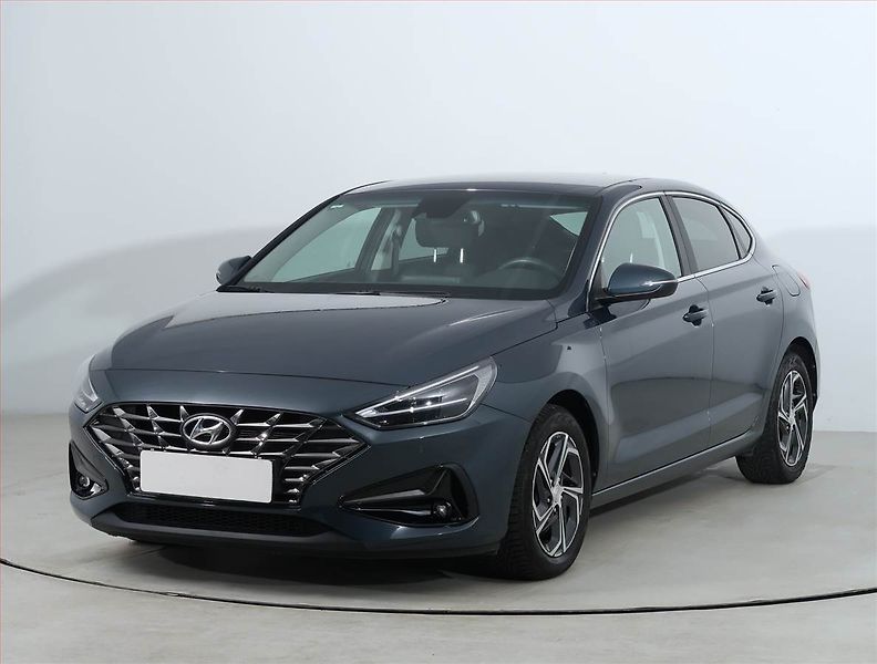 Hyundai i30 (2022) Komfort 1.0 T-GDI, Automat, ČR - fotka 2 z 18