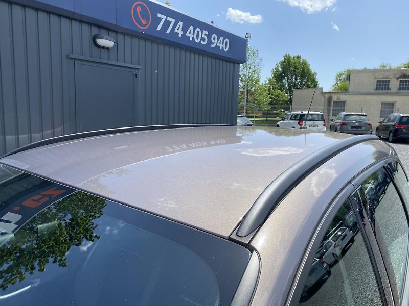 Ford Focus 1.6i 77kW - KLIMA - 118 000KM - fotka 9 z 39