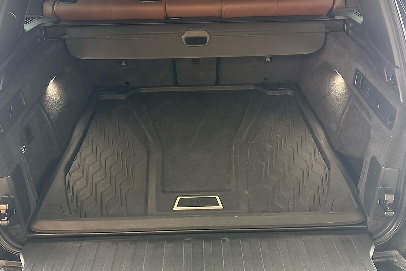 BMW X5 xDrive40d - fotka 11 z 13