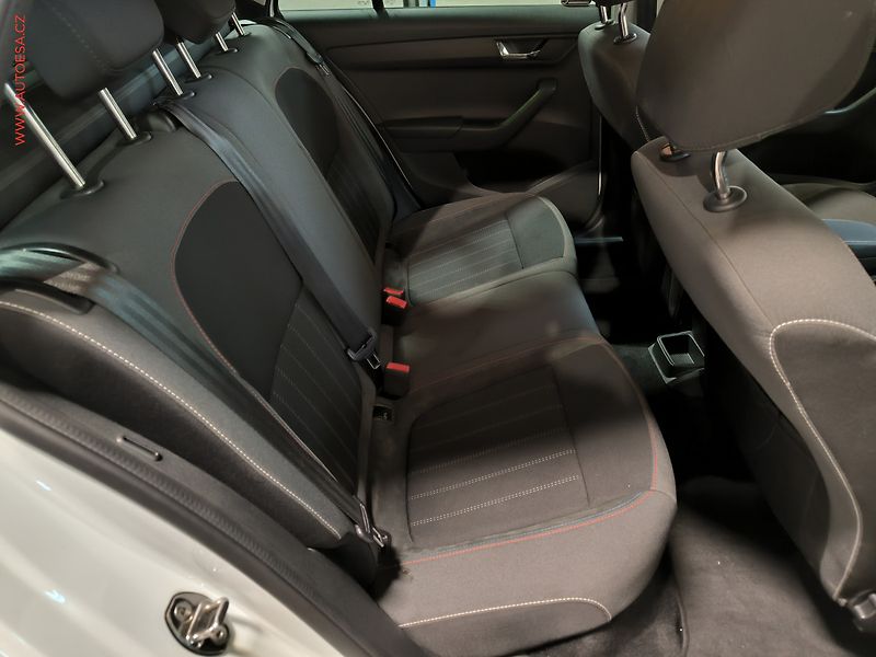Škoda Fabia (2019) 1.0 TSI, ČR, Style, DSG, LED - fotka 10 z 17