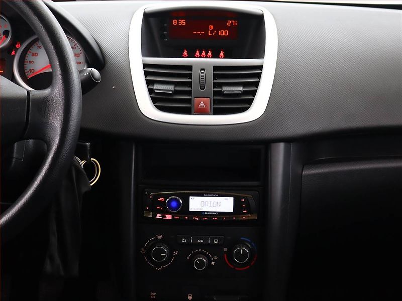 Peugeot 207 (2010) 1.4 HDI, nová STK, Klima - fotka 9 z 10