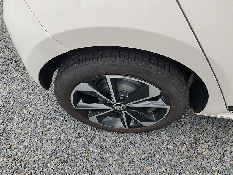 Škoda Citigo E Citigo - fotka 16 z 19