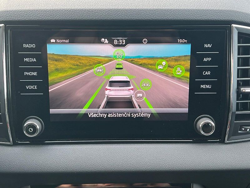 Škoda Karoq (2025) Top Selection 1.5TSi 110kW 7°a - fotka 28 z 33