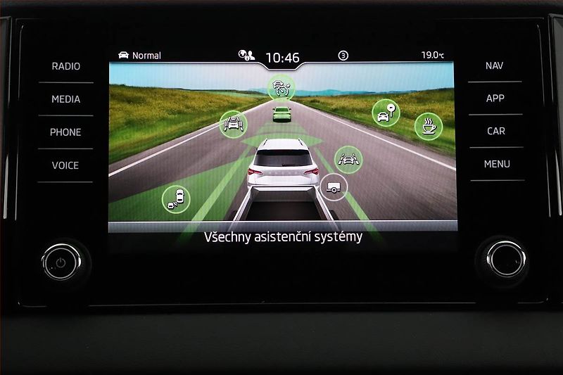 Škoda Karoq (2025) 2.0 TSI - fotka 14 z 25