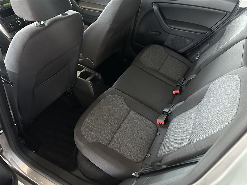 Škoda Yeti 1,2   TSI 81kW,SERVISKA - fotka 18 z 21