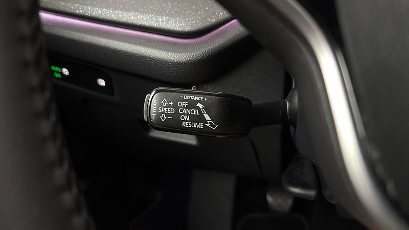 Škoda Octavia 2.0 TDI Style - fotka 14 z 27