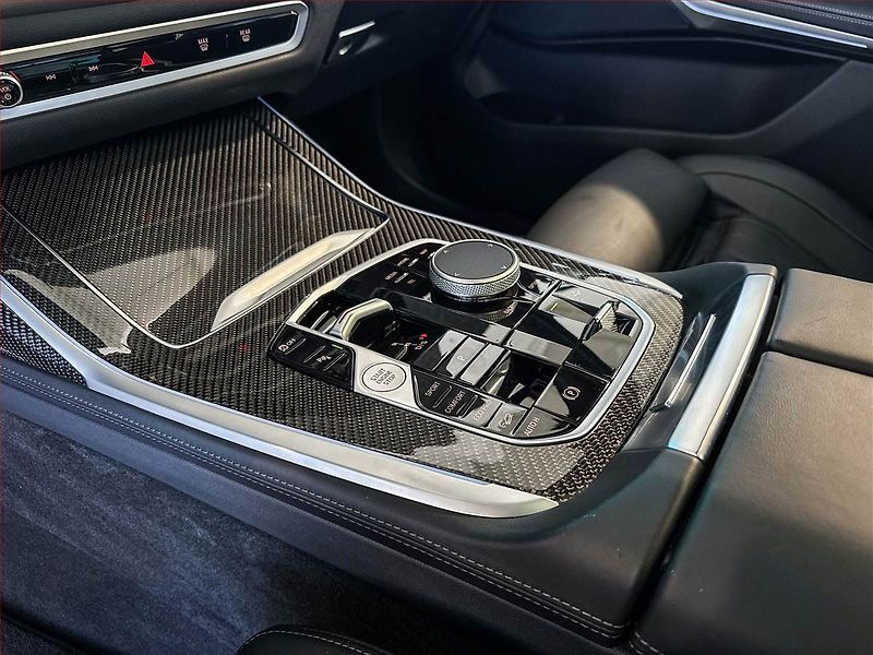 BMW X7 (2024) xDrive40i - fotka 21 z 25