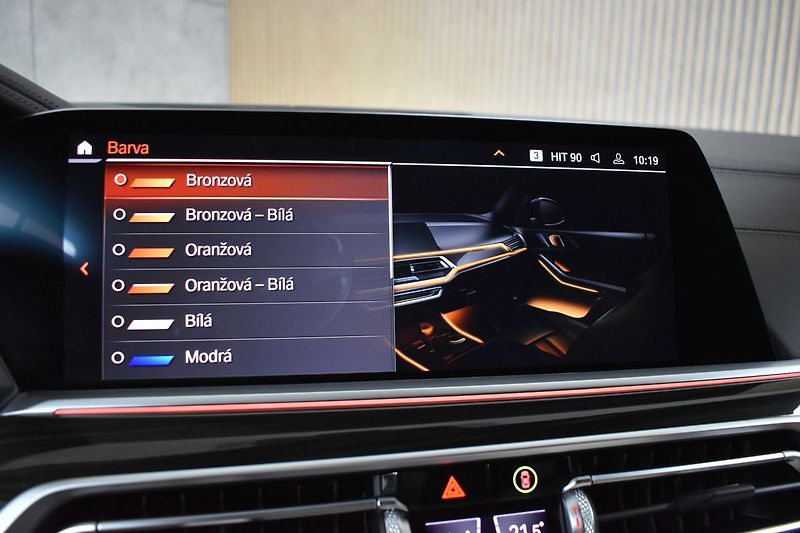 BMW X7 xD40d ///M*LASER*VZDUCH*HK*DPH - fotka 49 z 74