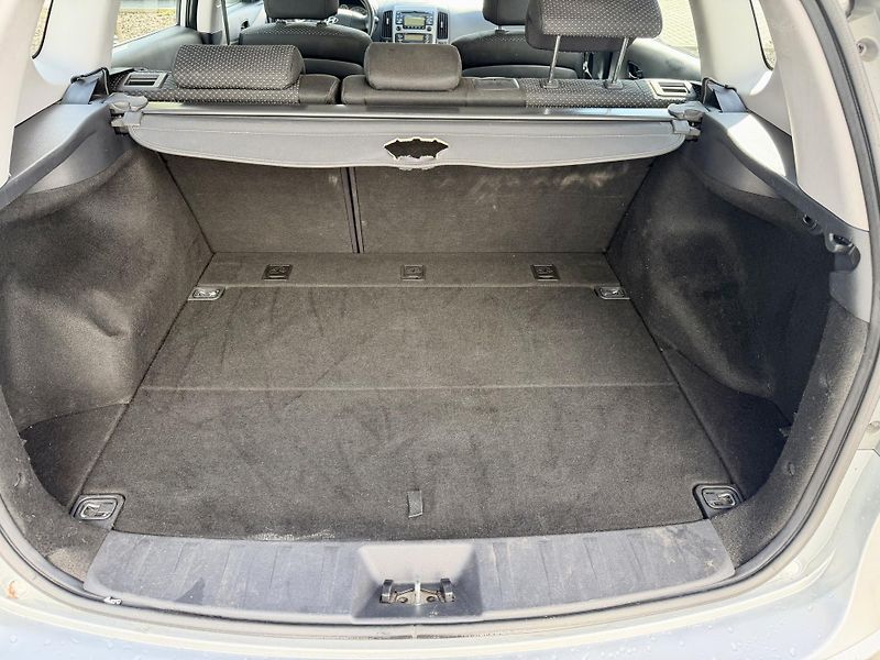 Hyundai i30 (2011) 1.6 CRDi AUTOMATICKÁ KLIMA - fotka 15 z 16
