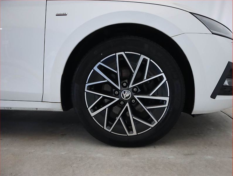 Škoda Octavia (2022) Clever 2.0 TDI, 4X4, Automat - fotka 15 z 27