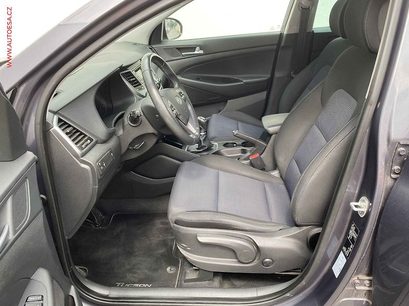 Hyundai Tucson (2016) 1.7 CRDi, Park. senzor, temp. - fotka 9 z 16