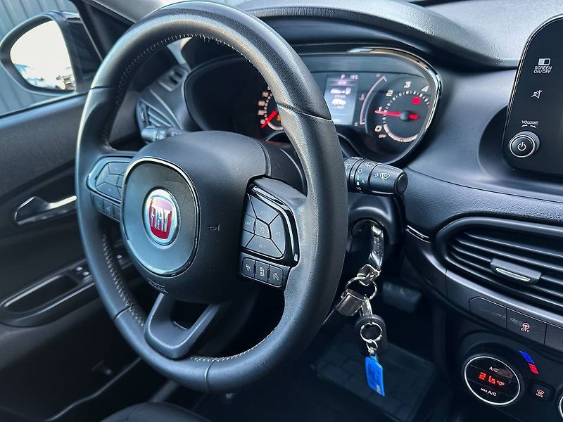 Fiat Tipo 1.6 JTDM AUTOMAT SDESIGN - fotka 14 z 19