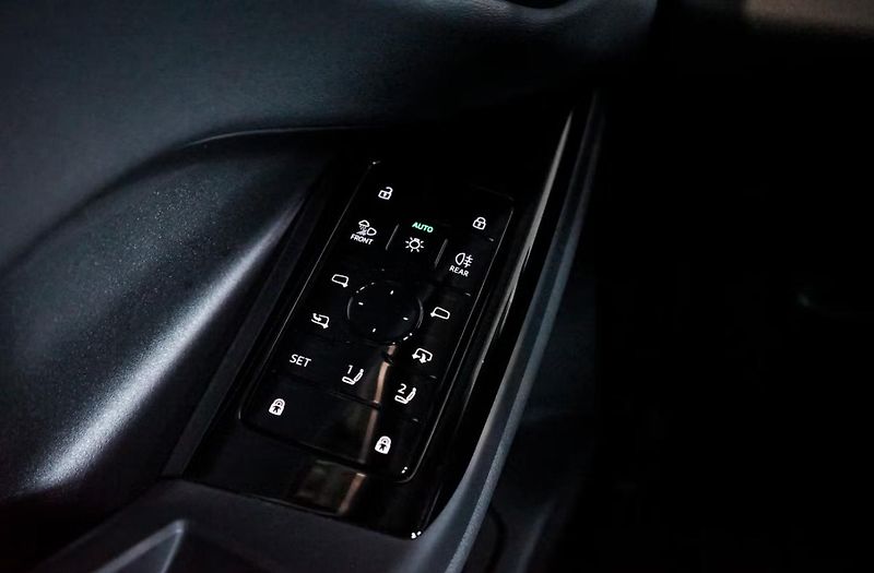 Audi Q6 e-tron Q 360kam Tažné Auto. Park. - fotka 26 z 38