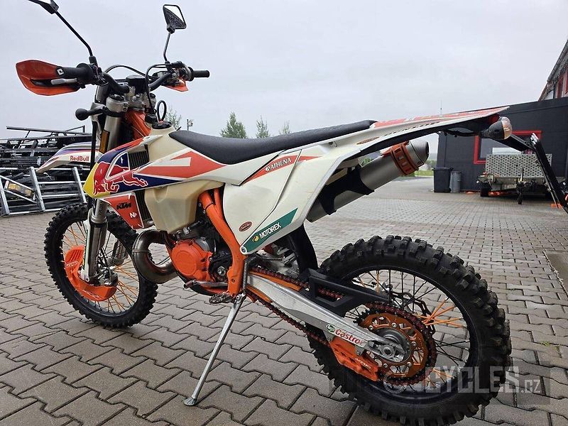 KTM 300 EXC TPI (2019) - fotka 6 z 17