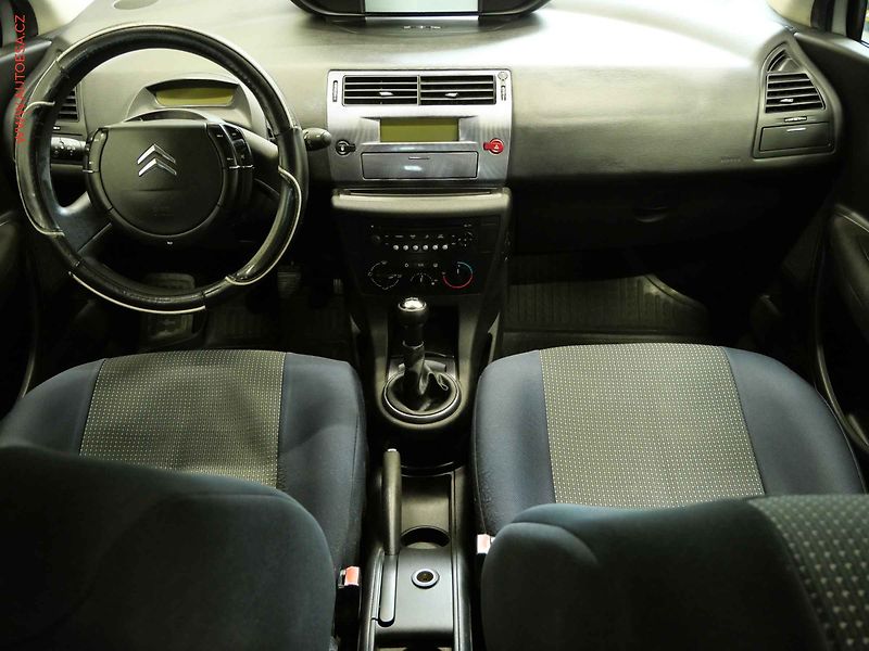 Citroën C4 (2007) 1.6i, ČR, AC, temp - fotka 8 z 22