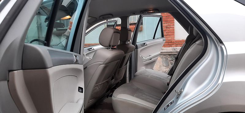 Mercedes-Benz Třídy M (2007) M320CDI 4M NAVI-KUŽE-ALCANTARA - fotka 25 z 42