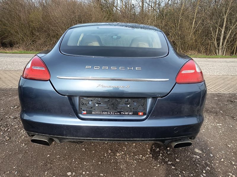 Porsche Panamera (2010) 3.6 220kw 4x4 Top!!! - fotka 19 z 60