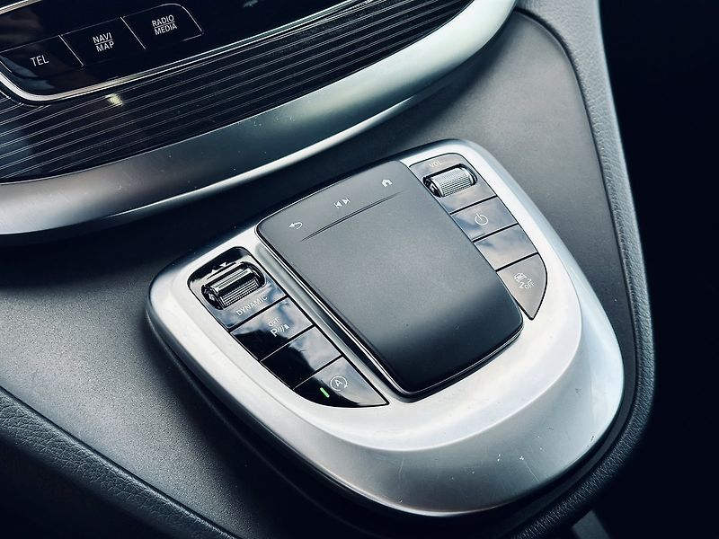 Mercedes-Benz Třídy V 300d AVG L 4M - fotka 25 z 30