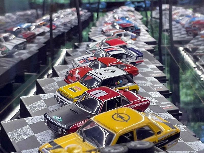 Zámek v Bravanticích na Novojičínsku zahájí v sobotu 7. června návštěvnickou sezonu s expozicí autíček, která je vystavována vůbec poprvé, 6. 6. 2025.