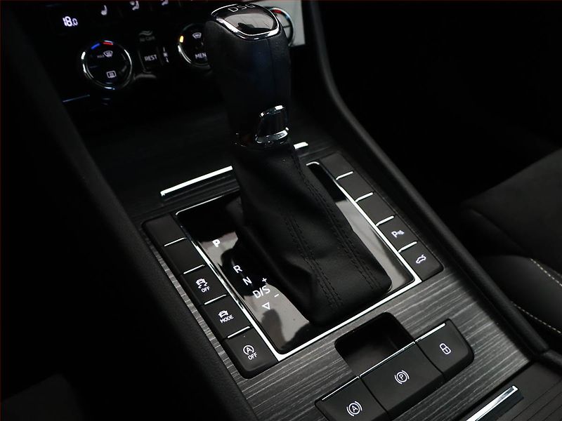 Škoda Superb (2021) Style 2.0 TSI - fotka 11 z 20