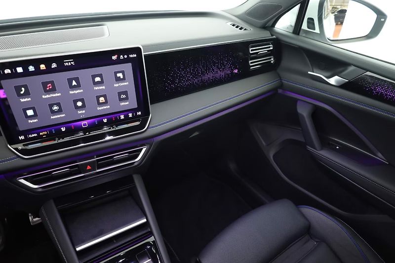 Volkswagen Tiguan TDI 4M R-Line Kůže Pano 360 IQ - fotka 14 z 18