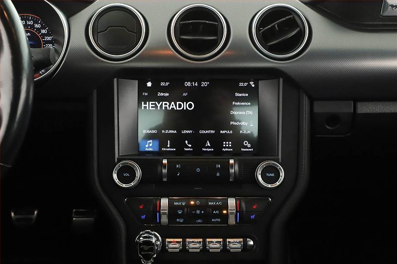 Ford Mustang (2018) GT V8 5.0 - fotka 11 z 20