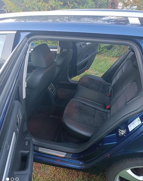 Škoda Superb (2010) Combi 2.0 TDI DSG - fotka 4 z 4