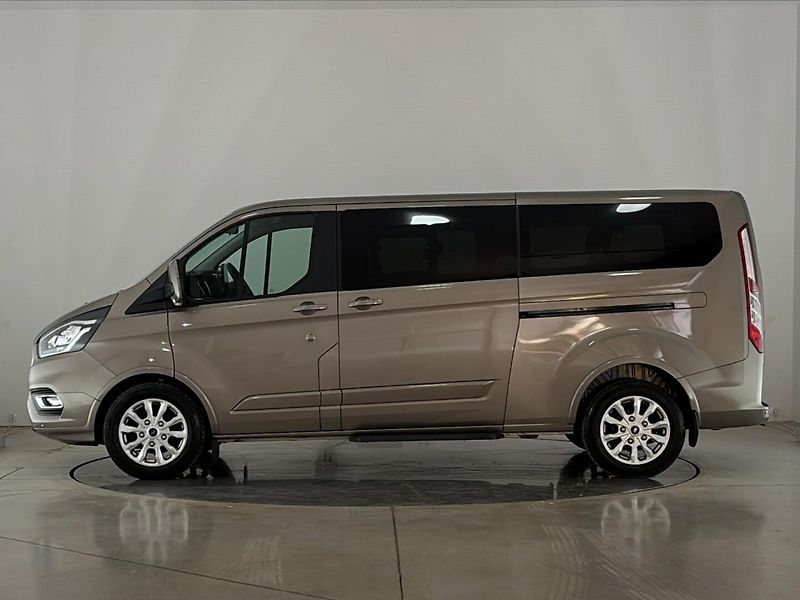 Ford Tourneo Custom TitaniumL2 - fotka 3 z 27