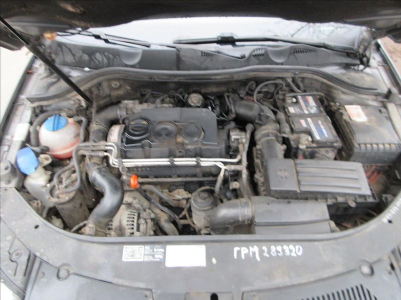 Volkswagen Passat 2,0 TDi, 103 Kw, Vada Turba, N - fotka 21 z 21
