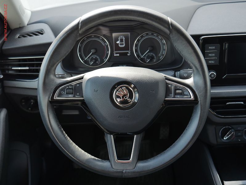 Škoda Scala (2019) 1.0 TSi, ČR, Ambition - fotka 11 z 22