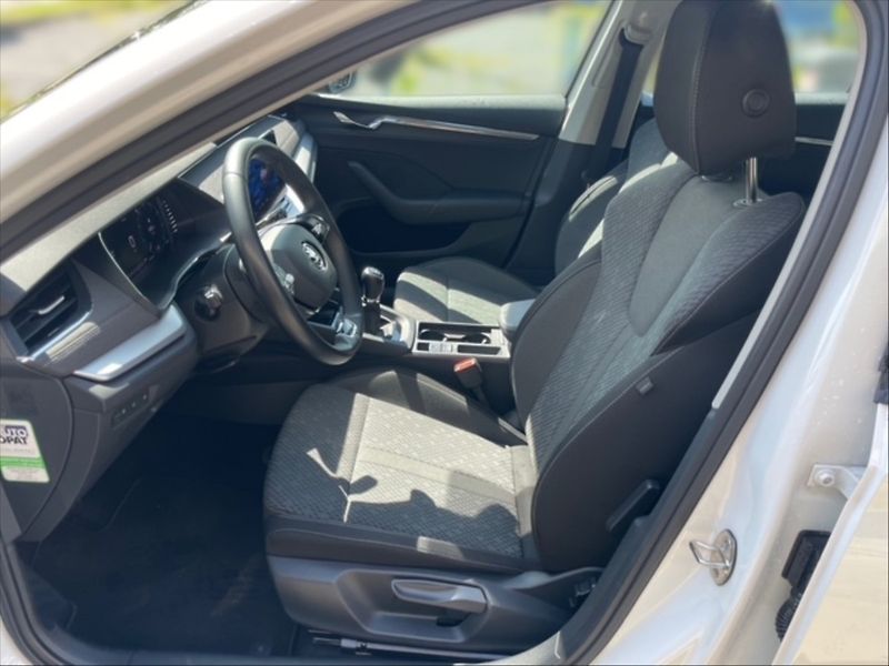 Škoda Octavia 1,5 TSI 110 Style - fotka 7 z 11