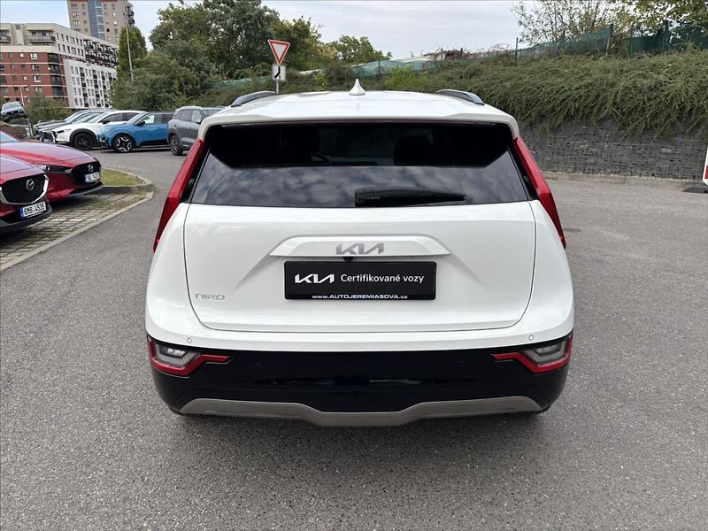 Kia e-Niro 0,0 Style ZÁRUKA 1.ČR SoH 99% - fotka 4 z 42