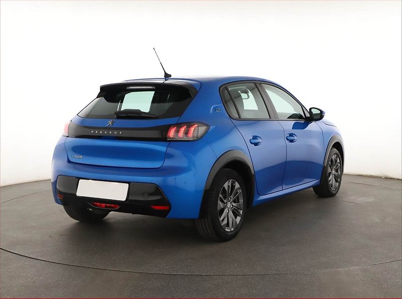 Peugeot 208 (2020) 50 kWh, SoH 91%, Automat - fotka 5 z 21